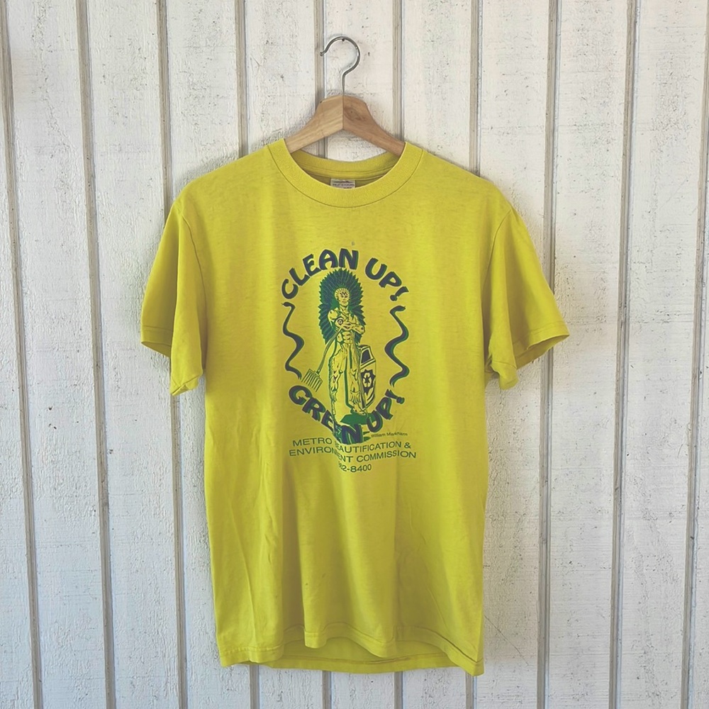 1990’s Men’s Medium “Clean Up! Green Up!” Yellow T-Shirt